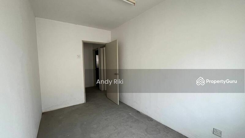 For Sale - Aman Puri Apartment