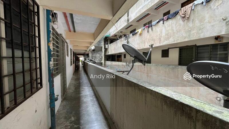 For Sale - Aman Puri Apartment