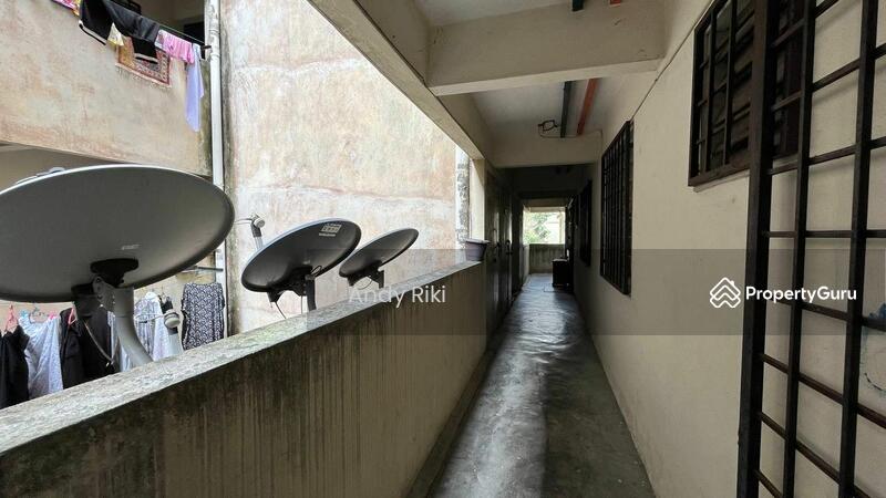For Sale - Aman Puri Apartment