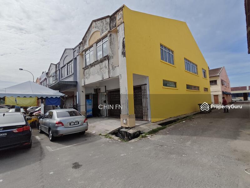 For Rent - End Lot 2 Sty Shop Teknologi Cheng nr Factory Industrial Batu Berendam