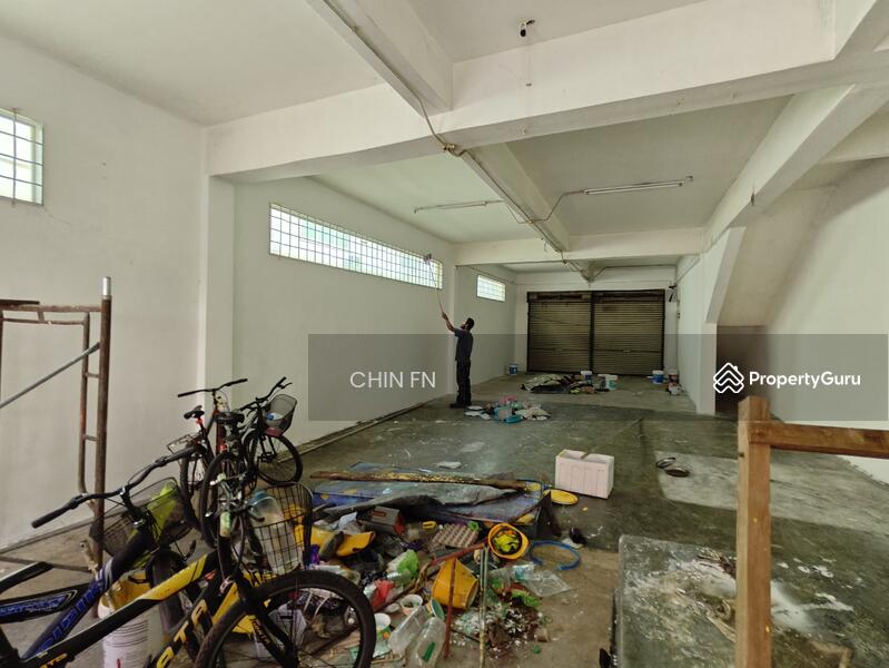 For Rent - End Lot 2 Sty Shop Teknologi Cheng nr Factory Industrial Batu Berendam