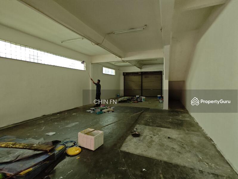 For Rent - End Lot 2 Sty Shop Teknologi Cheng nr Factory Industrial Batu Berendam