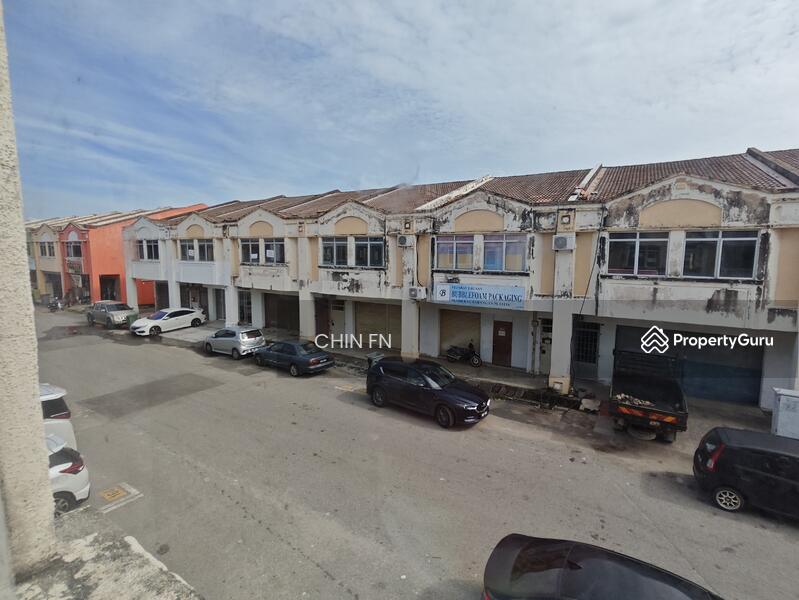 For Rent - End Lot 2 Sty Shop Teknologi Cheng nr Factory Industrial Batu Berendam