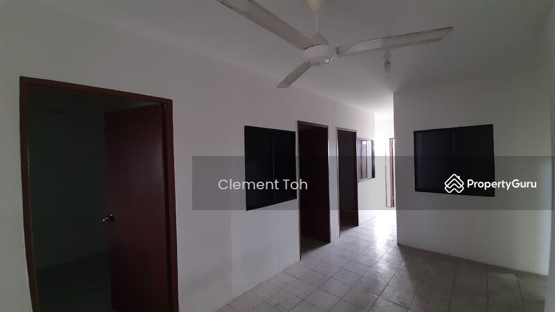 For Sale - Uni Garden