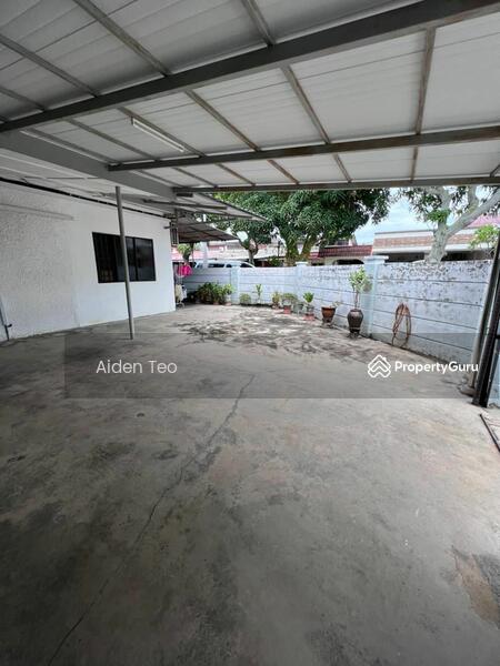 For Sale - Peringgit Jaya Aeon Bandaraya opposite Single Storey Corner