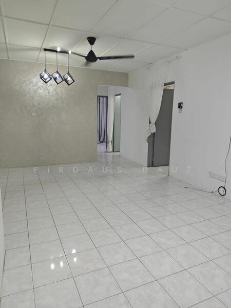 For Sale - Endlot Villla kesuma townhouse