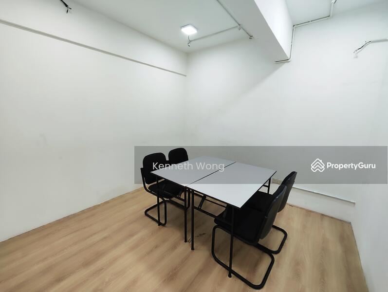 For Rent - Parklane Commercial Hub