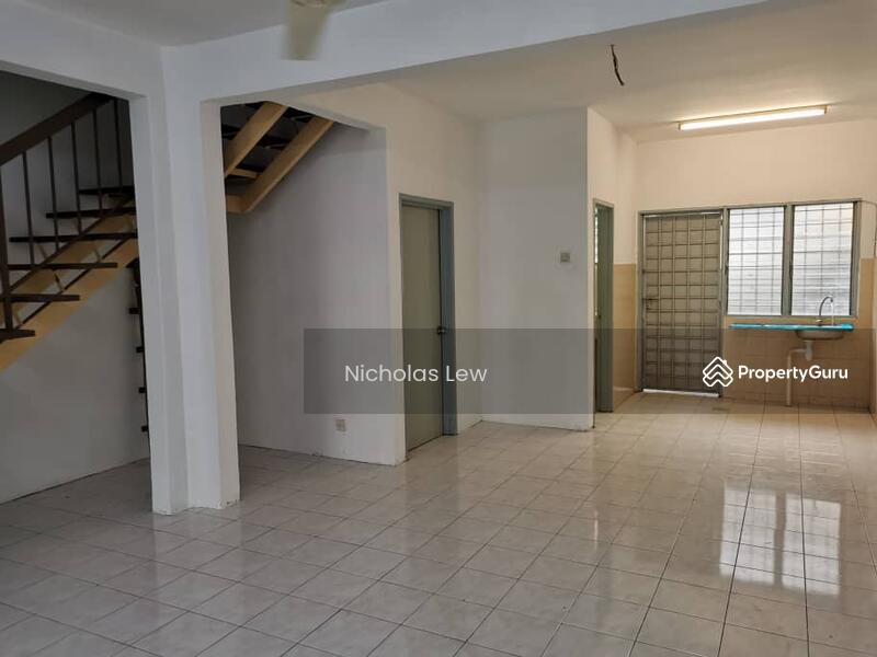 Untuk Disewa - Taman Pinggiran Putra