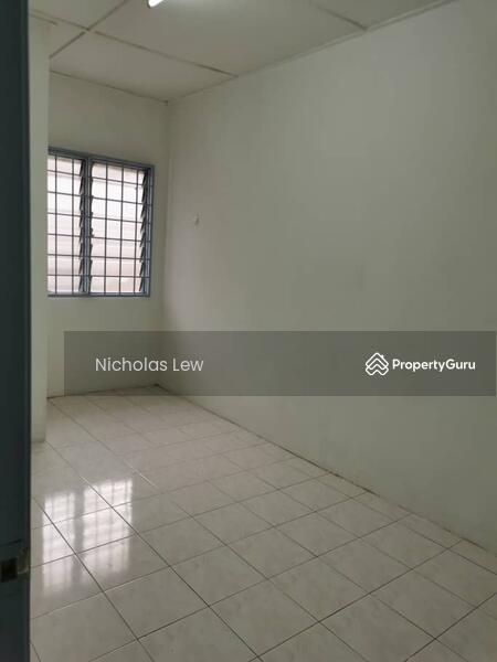 Untuk Disewa - Taman Pinggiran Putra