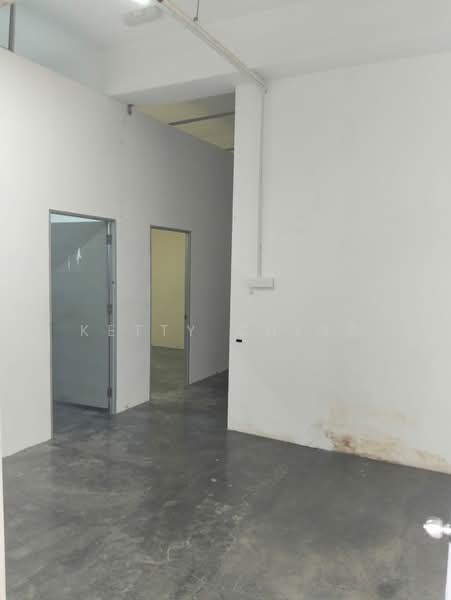Shop / Office for Rent in Selayang (Selangor) - Ketty Ching - Interior - PropertyGuru.com.my