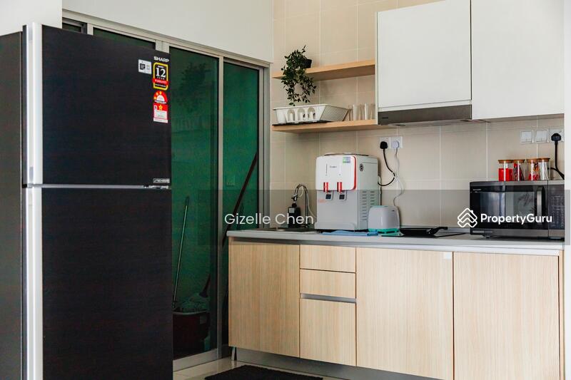 kitchen with water filter ,fridge,oven