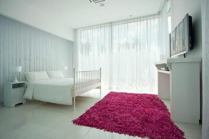 For Sale - Mines Resort City