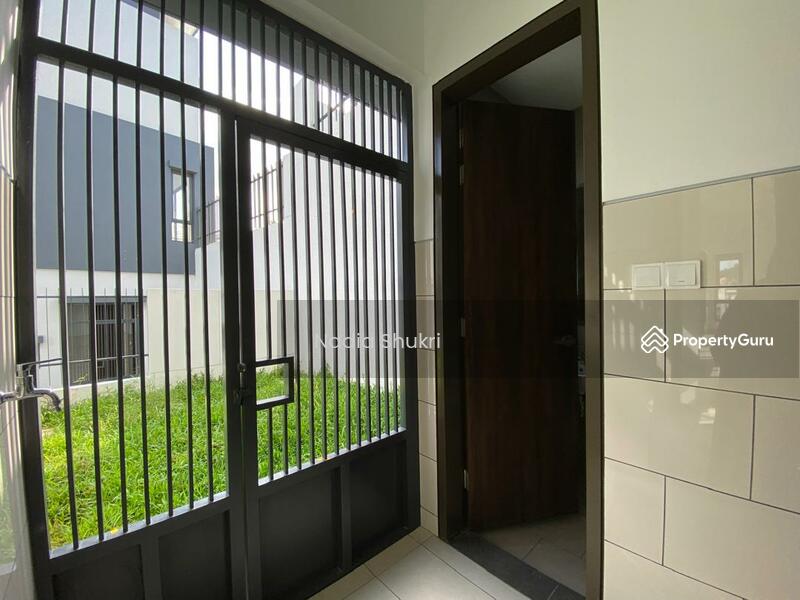 Semi-Detached House for Sale in Bukit Jelutong (Shah Alam) - Nadia Shukri - PropertyGuru.com.my