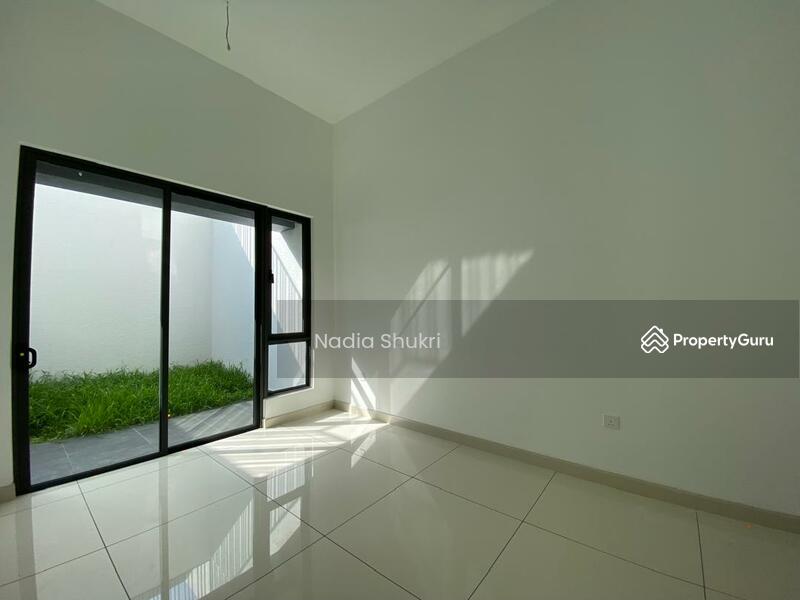 Semi-Detached House for Sale in Bukit Jelutong (Shah Alam) - Nadia Shukri - PropertyGuru.com.my