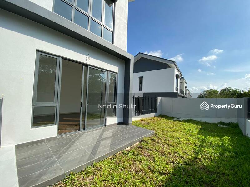 Semi-Detached House for Sale in Bukit Jelutong (Shah Alam) - Nadia Shukri - PropertyGuru.com.my
