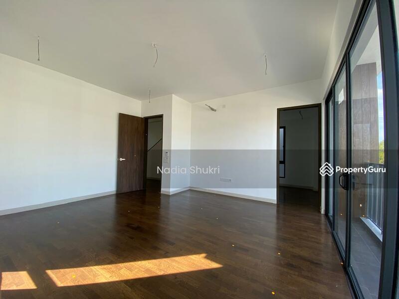 Semi-Detached House for Sale in Bukit Jelutong (Shah Alam) - Nadia Shukri - PropertyGuru.com.my