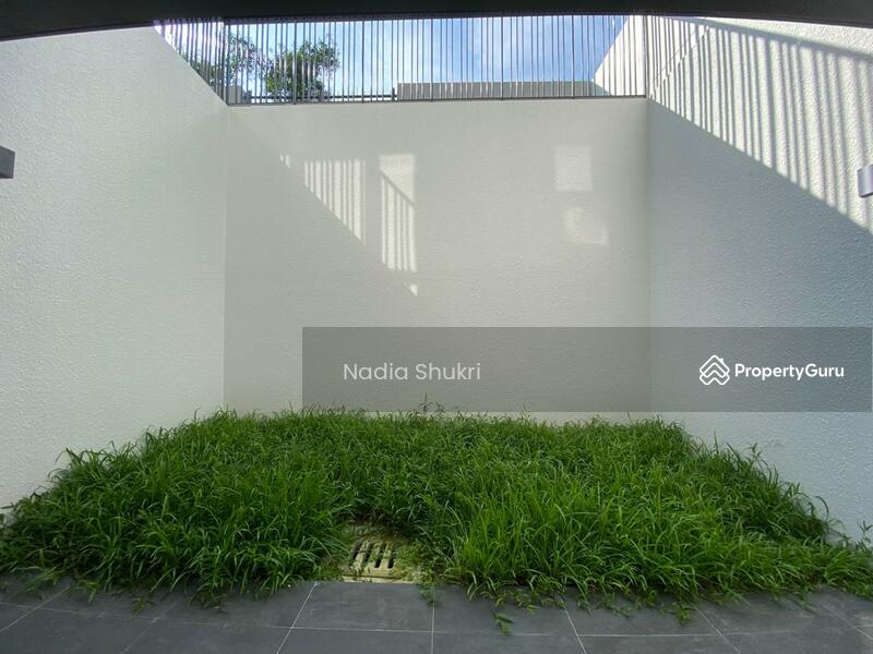 Semi-Detached House for Sale in Bukit Jelutong (Shah Alam) - Nadia Shukri - PropertyGuru.com.my