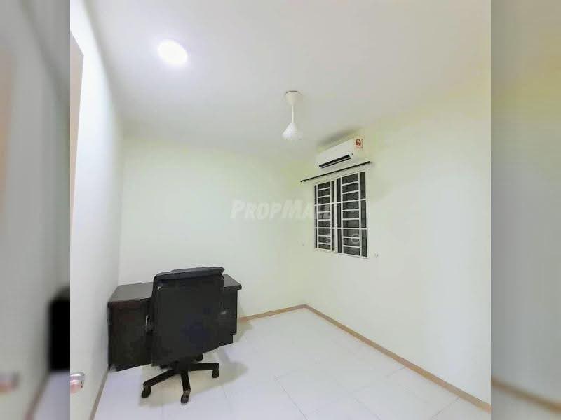Service Residence for Rent at Vista Alam - Erin Yusof - Study - PropertyGuru.com.my
