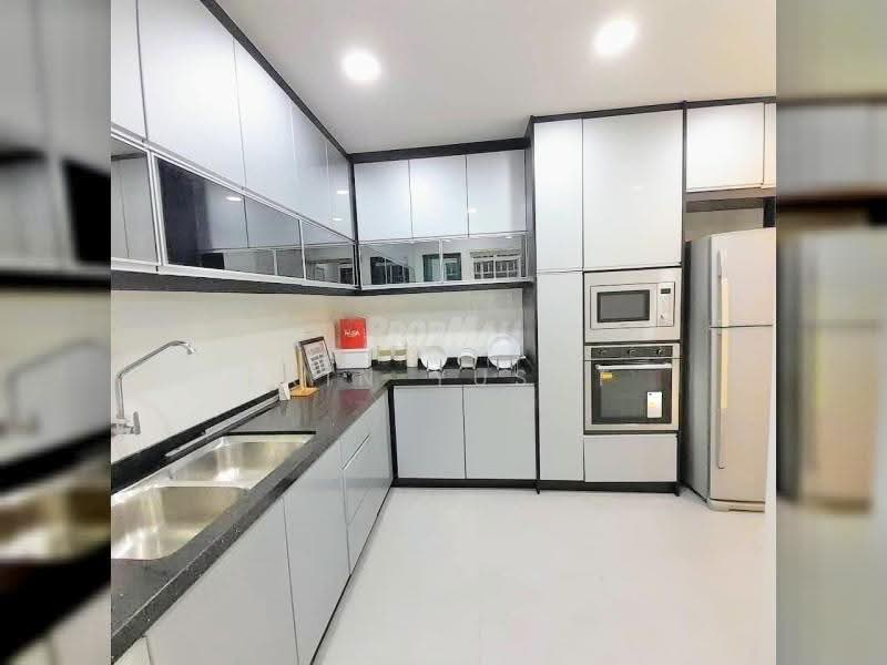 Service Residence for Rent at Vista Alam - Erin Yusof - Kitchen - PropertyGuru.com.my