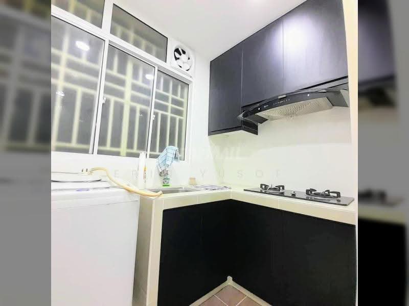 Service Residence for Rent at Vista Alam - Erin Yusof - Kitchen - PropertyGuru.com.my