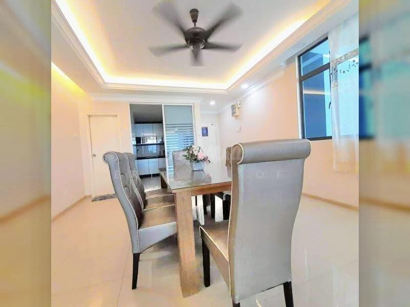 Service Residence for Rent at Vista Alam - Erin Yusof - Dining Room - PropertyGuru.com.my