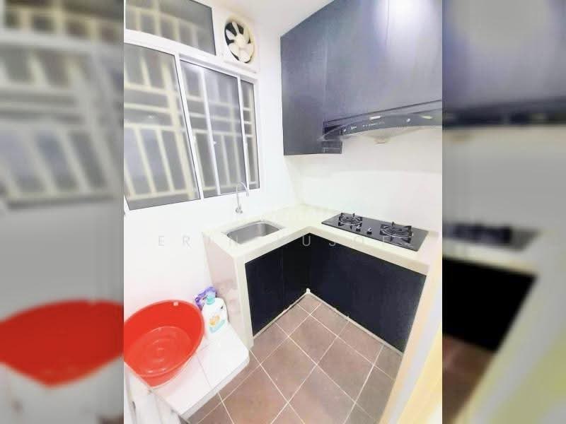 Service Residence for Rent at Vista Alam - Erin Yusof - Kitchen - PropertyGuru.com.my