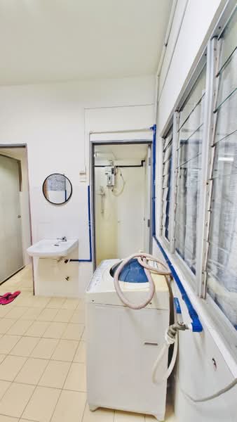 Apartment for Rent at Rimba 2 - Erin Yusof - Bathroom - PropertyGuru.com.my