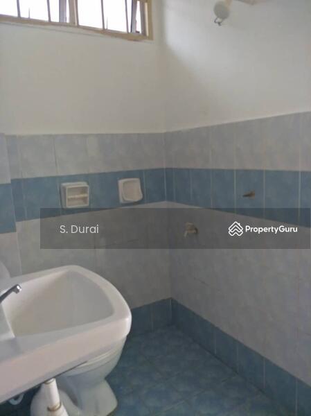 For Sale - Masai Kampung Plentong Baru 2.5 Storey End Lot With Land 10feet