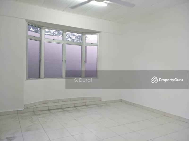 For Sale - Masai Kampung Plentong Baru 2.5 Storey End Lot With Land 10feet