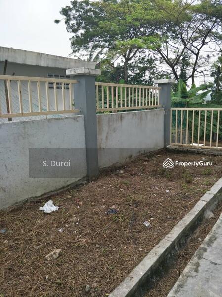 For Sale - Masai Kampung Plentong Baru 2.5 Storey End Lot With Land 10feet