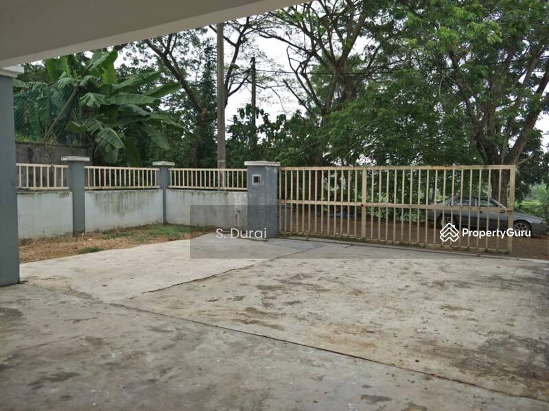 For Sale - Masai Kampung Plentong Baru 2.5 Storey End Lot With Land 10feet