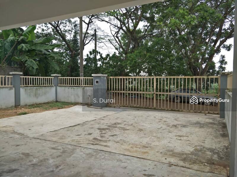 For Sale - Masai Kampung Plentong Baru 2.5 Storey End Lot With Land 10feet