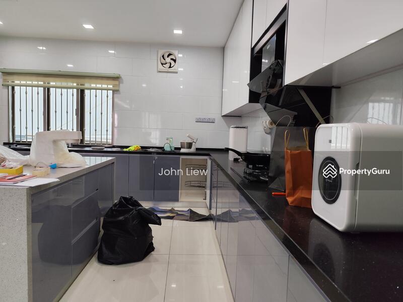 3-storey Terraced House for Sale in Puchong (Selangor) - John Liew - PropertyGuru.com.my