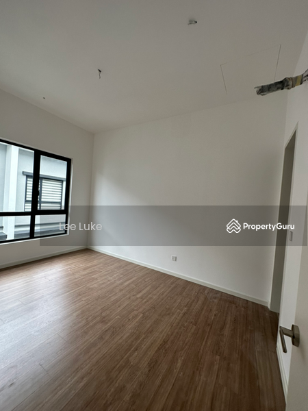 For Sale - Bungalow at Bandar Tropicana Aman