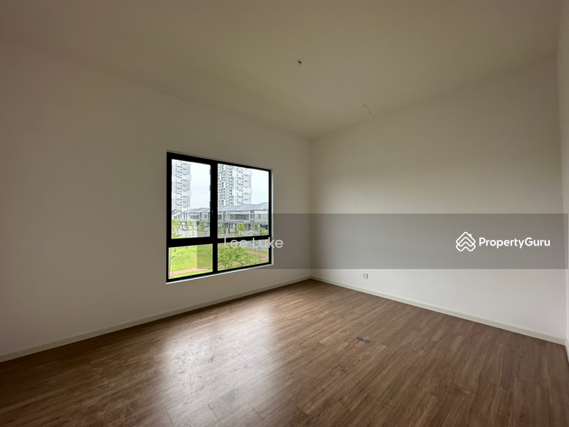 For Sale - Bungalow at Bandar Tropicana Aman