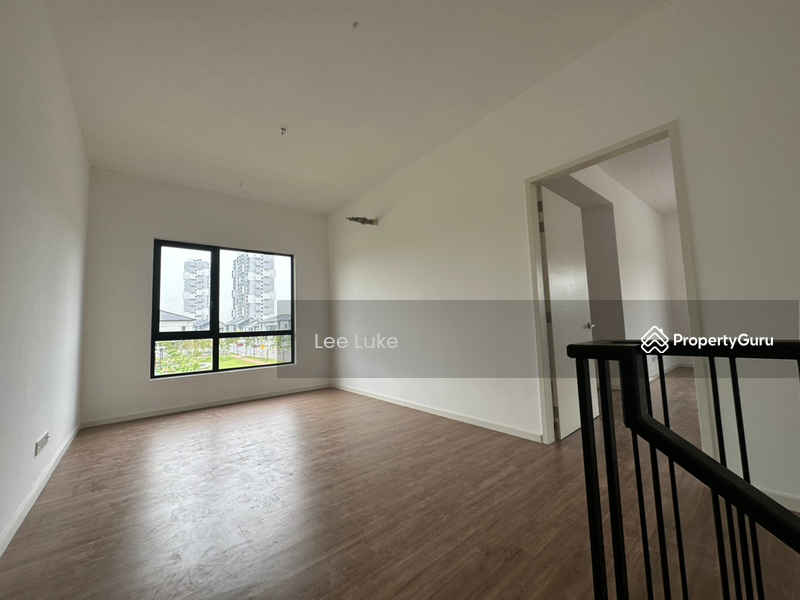 For Sale - Bungalow at Bandar Tropicana Aman