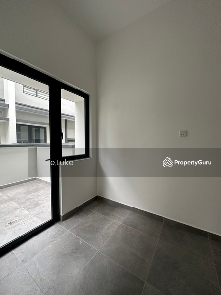 For Sale - Bungalow at Bandar Tropicana Aman