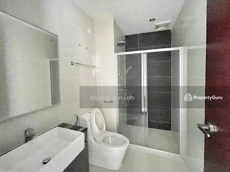 Condominium for Sale at Bay Laurel @ Country Garden Danga Bay - Guang Jun Loh - PropertyGuru.com.my