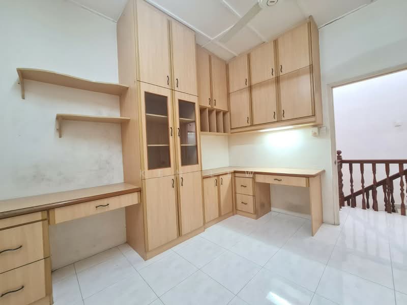 2-storey Terraced House for Sale in Batu 9 (Cheras) - Ken Lew - Study - PropertyGuru.com.my