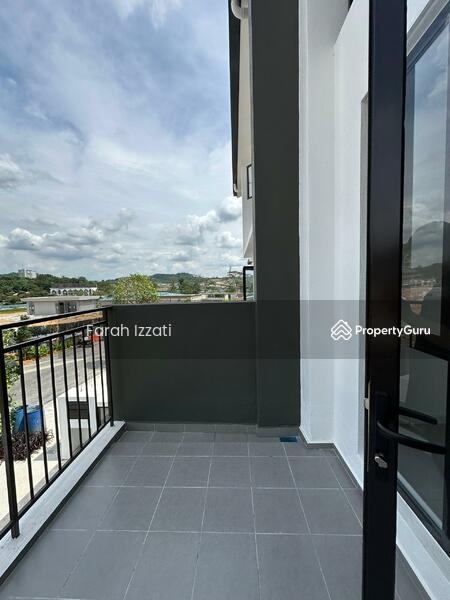 Untuk Dijual - Aurelia