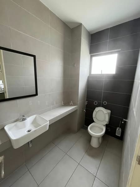 Rumah Bandar untuk Disewa di Sepang (Selangor) - Stella Foo - Bathroom - PropertyGuru.com.my