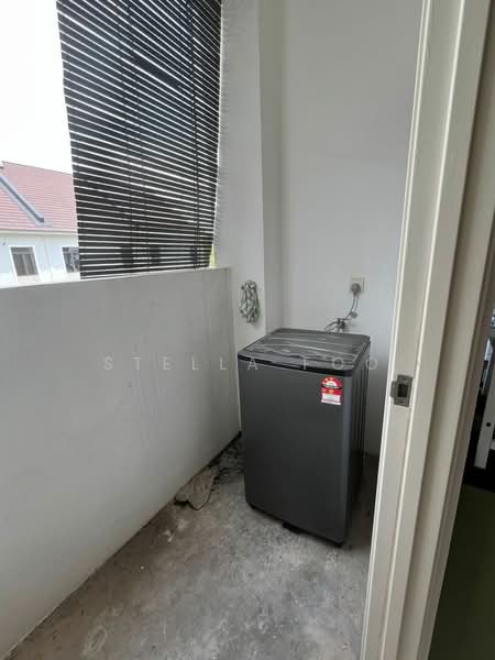 Rumah Bandar untuk Disewa di Sepang (Selangor) - Stella Foo - Balcony - PropertyGuru.com.my