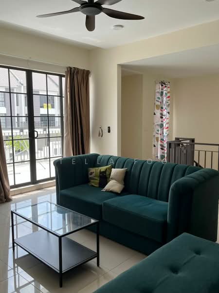 Rumah Bandar untuk Disewa di Sepang (Selangor) - Stella Foo - Living Room - PropertyGuru.com.my
