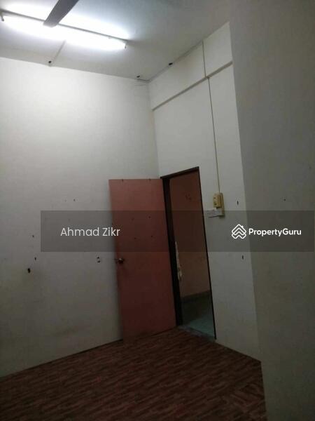 Rumah Teres 2 Tingkat untuk Dijual di Ayer Hitam (Johor) - Ahmad Zikrul - PropertyGuru.com.my