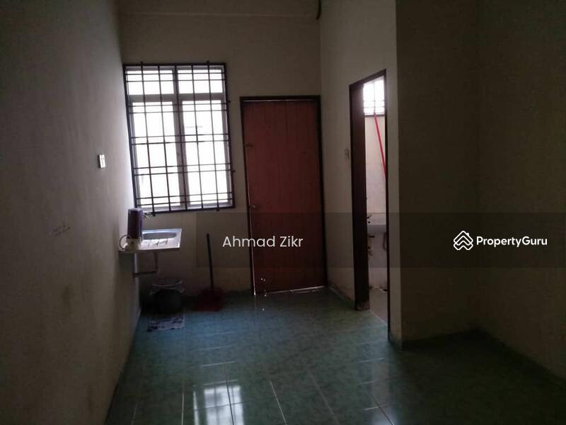 Rumah Teres 2 Tingkat untuk Dijual di Ayer Hitam (Johor) - Ahmad Zikrul - PropertyGuru.com.my