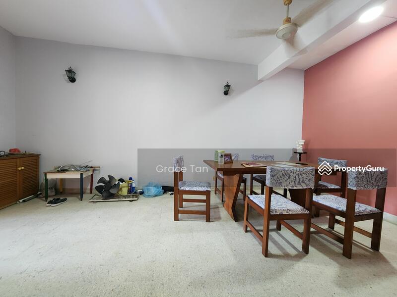 Untuk Disewa - Terrace house at Taman Mayang
