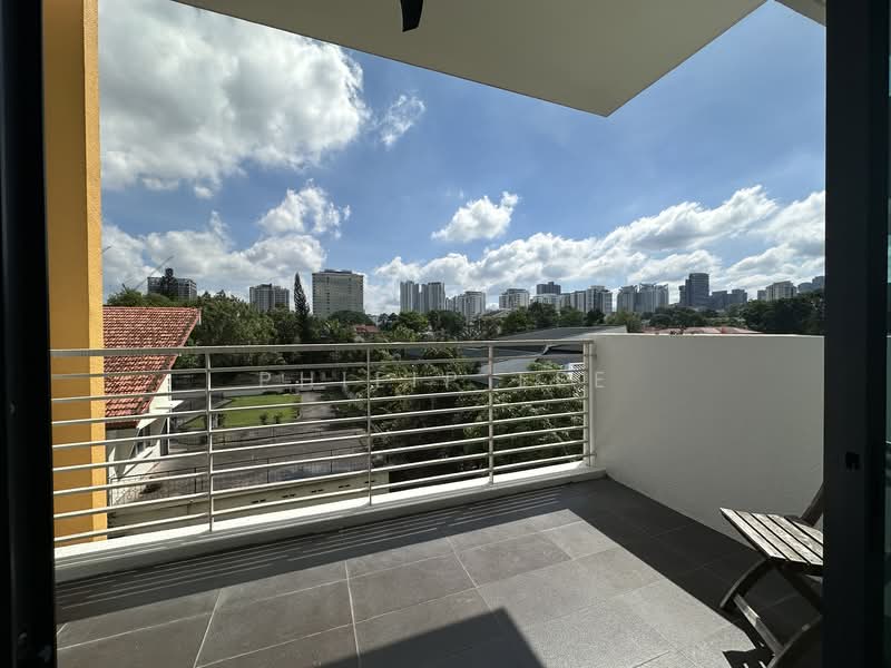 Pangsapuri untuk Disewa di Identiti U-Thant - Philip Lee - Balcony - PropertyGuru.com.my