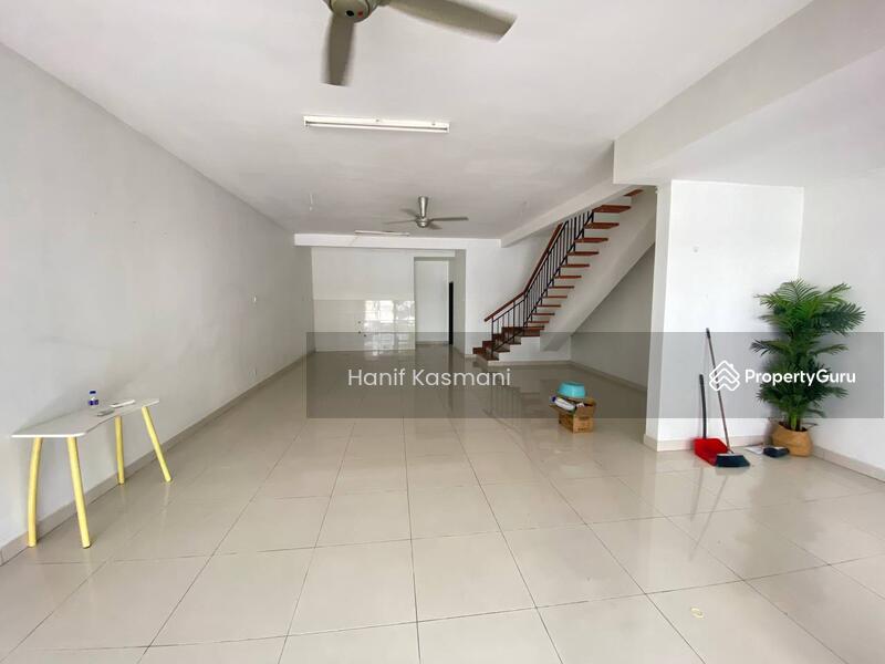 For Sale - Saffron Hills Denai Alam