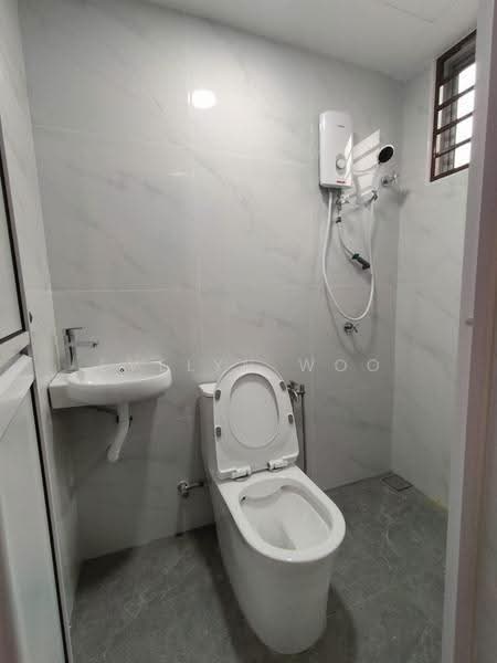 Rumah Teres 2-Tingkat untuk Disewa di Seksyen 17 (Petaling Jaya) - Evelyn Woo - Bathroom - PropertyGuru.com.my