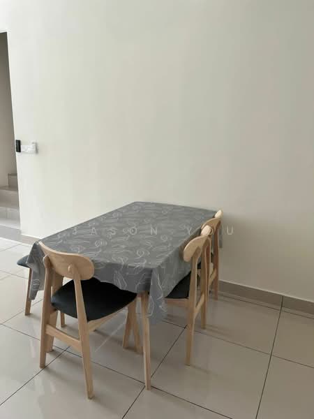Townhouse for Rent in Sepang (Selangor) - JASON YOU - Dining Room - PropertyGuru.com.my
